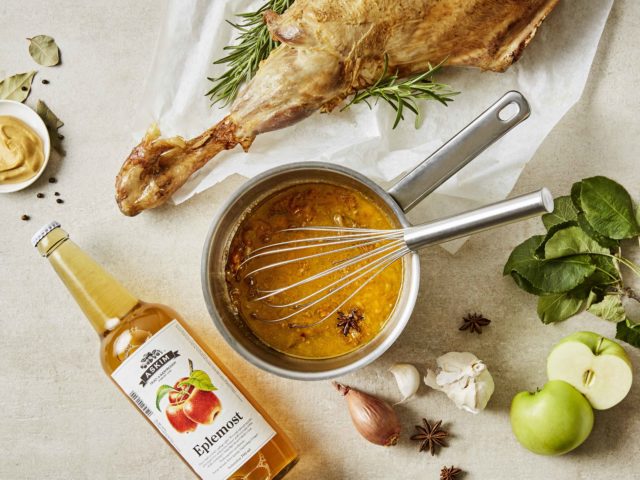 Eplemostsaus til lammelar